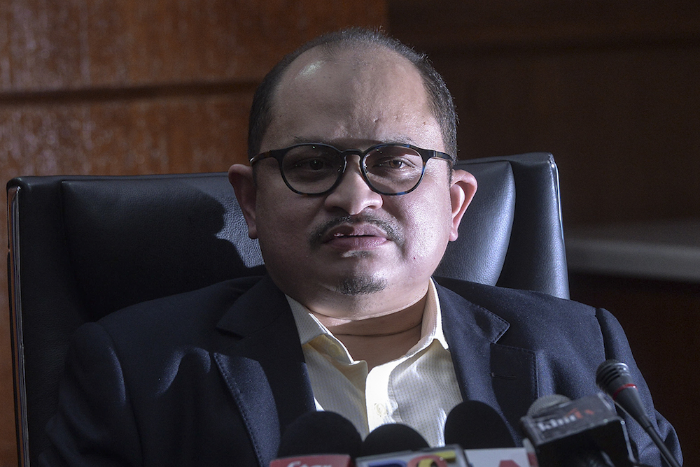 Datuk Seri Shamsul Iskandar Mohd Akin speaks to the media at the Primary Industries and Commodities Ministry in Putrajaya June 13, 2019. u00e2u20acu201d Picture by Shafwan Zaidon