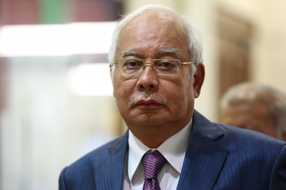 Datuk Seri Najib Razak arrives at the Kuala Lumpur Court Complex June 17, 2019. — Picture by Yusof Mat Isa