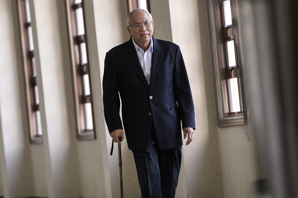 Datuk Suboh Md Yassin arrives at the Kuala Lumpur Courts Complex June 20, 2019. u00e2u20acu201d Picture by Miera Zulyana