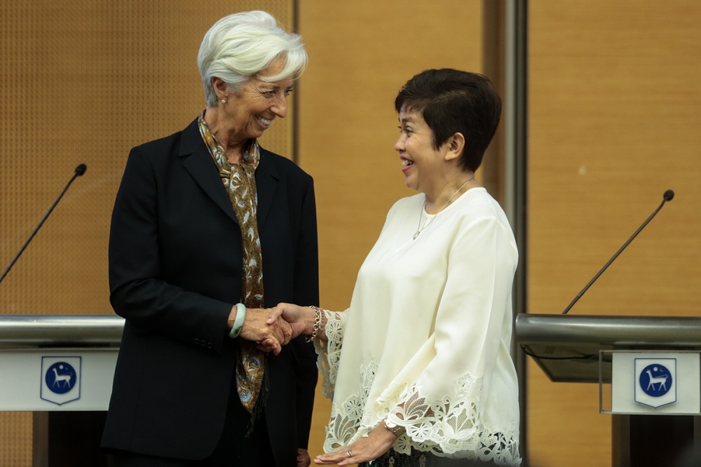 International Monetary Fund managing director Christine Lagarde (left) and Bank Negara governor Datuk Nor Shamsiah Mohd Yunus at a press conference in Sasana Kijang June 24,2019. u00e2u20acu201d Picture by Ahmad Zamzahuri