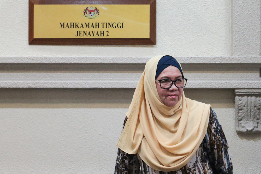 Datin Seri Rohizah Ahmad is seen at the High Court in Kuala Lumpur June 25, 2019. — Picture by Ahmad Zamzahuri