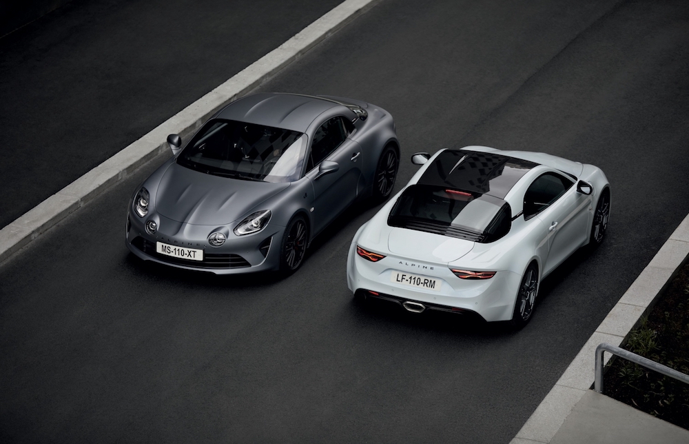 The Alpine A110S (in matte-finish u00e2u20acu02dcGris Tonnerreu00e2u20acu2122 grey and pearly white u00e2u20acu02dcBlanc Iriseu00e2u20acu2122). u00e2u20acu201d Handout via AFP