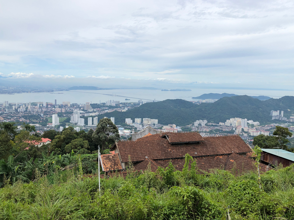 The Mon Sejour bungalow can be seen along Moniot Road. — Picture by KE Ooi
