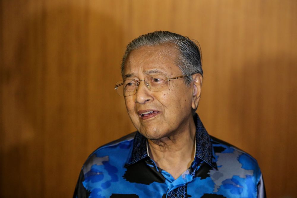 Tun Dr Mahathir Mohamad speaks to reporters during the u00e2u20acu02dcMalam Sejuta Kenanganu00e2u20acu2122 event at the Setia City Convention Center (SACC), Setia Alam June 12, 2019. u00e2u20acu201d Picture by Hari Anggara