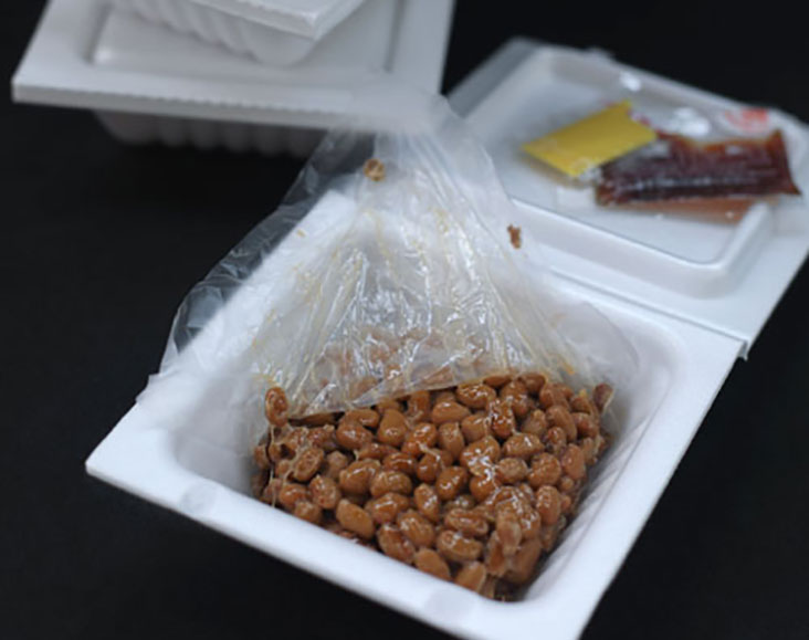 The combination of fibre, probiotics, vitamin K2 and 'nattokinase' found in 'natto' may help reduce cholesterol and lower blood pressure