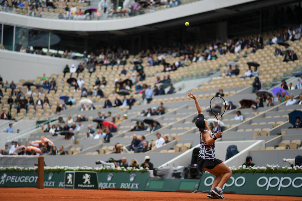 Australiau00e2u20acu2122s Ashleigh Barty serves the ball to Sofia Kenin of the US during their womenu00e2u20acu2122s singles fourth round match on day nine of The Roland Garros 2019 French Open tennis tournament in Paris June 3, 2019. u00e2u20acu201d AFP pic