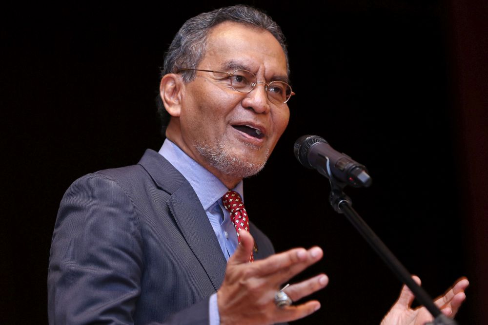 Health Minister Datuk Seri Dzulkefly Ahmad speaks during a townhall session at Puspanita Puri, Putrajaya June 11, 2019. u00e2u20acu201d Picture by Yusof Mat Isann