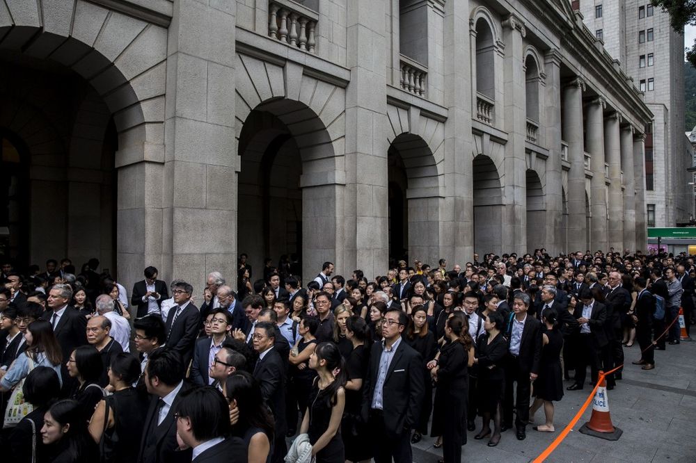 Legal professionals march to the Central Government Offices in Hong Kong on June 6, 2019 to protest against the government's plans to approve extraditions with mainland China, Taiwan and Macau. u00e2u20acu201d AFP pic