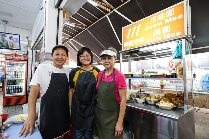It's all in the family (left to right), Paul New Poh Kim and his youngest daughter Phoebe New together with his sister, New Bee Eng.
