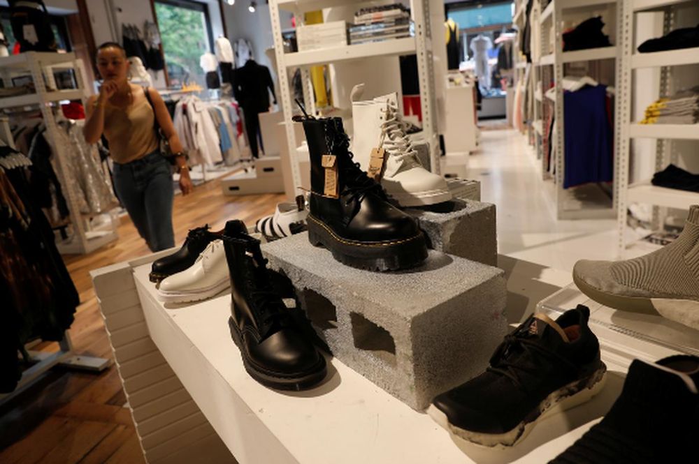 Items for sale are displayed at Phluid, a new retail shop billed as u00e2u20acu02dcThe worldu00e2u20acu2122s first gender-free storeu00e2u20acu2122 which lends itself to a growing interest among apparel brands for genderless collections in New York City, May 18, 2018. u00e2u20acu201d Reuters pic