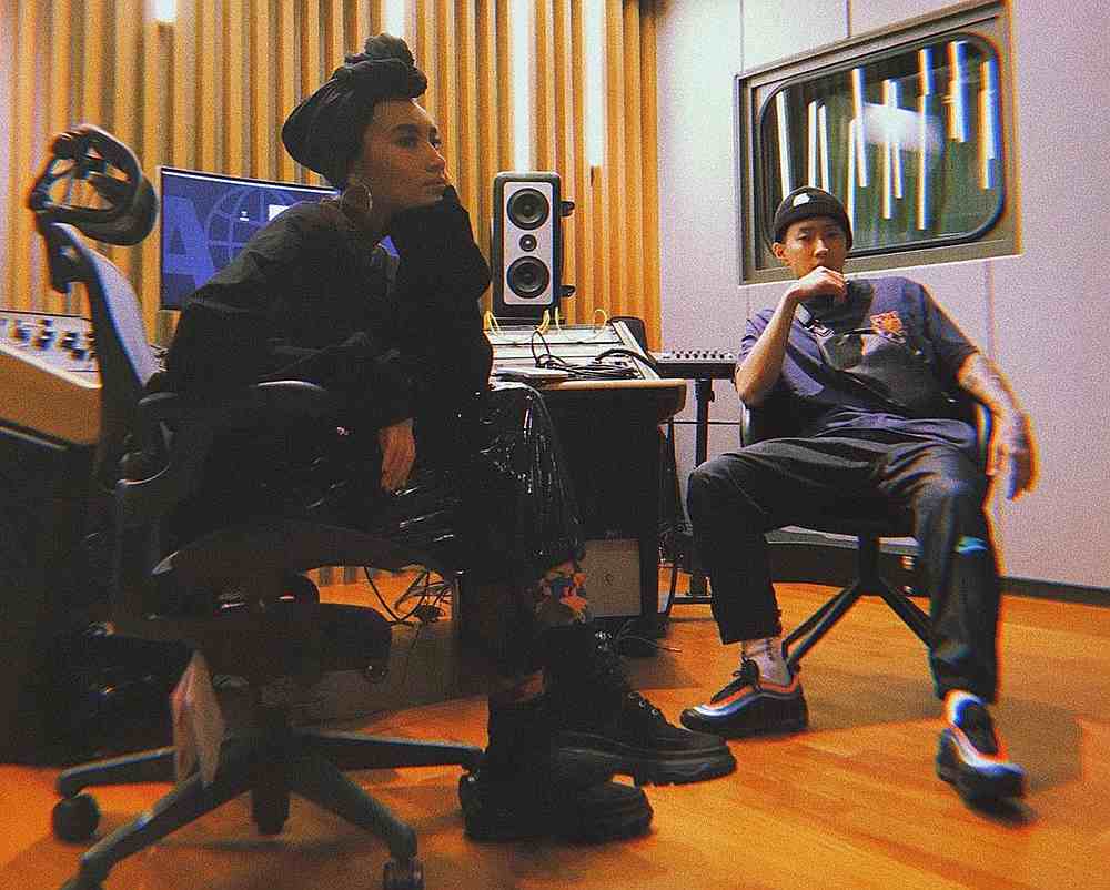 The image that got everyone excited over the release of Yuna and Park's collaboration. u00e2u20acu201d from Instagram/yuna