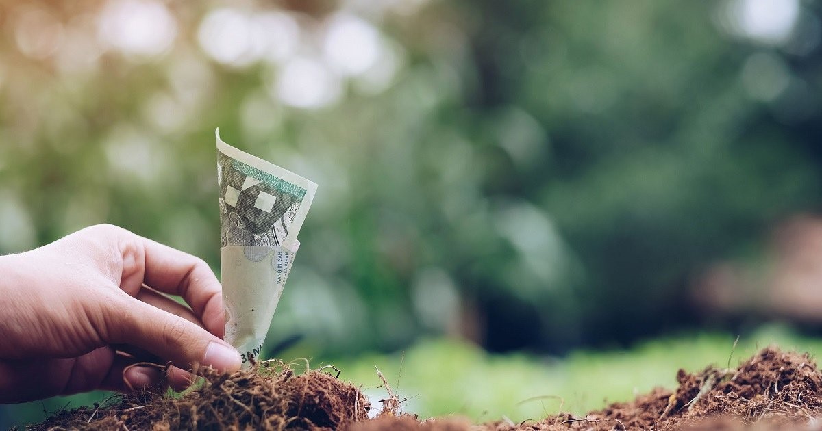 Make your money work for you by depositing them into the best high-interest savings accounts in Malaysia! u00e2u20acu201d RinggitPlus pic