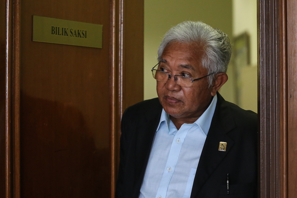 Former DBKL deputy director-general Datuk Zulkifli Ibrahim is pictured at the Kuala Lumpur Court Complex July 9, 2019. u00e2u20acu201d Picture by Yusof Mat Isa