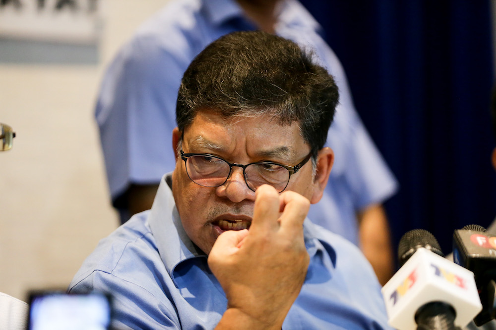 Kedah PKR chief Datuk Johari Abdul speaks during a press conference at PKR headquarters in Petaling Jaya July 19, 2019. u00e2u20acu201d Picture by Ahmad Zamzahuri