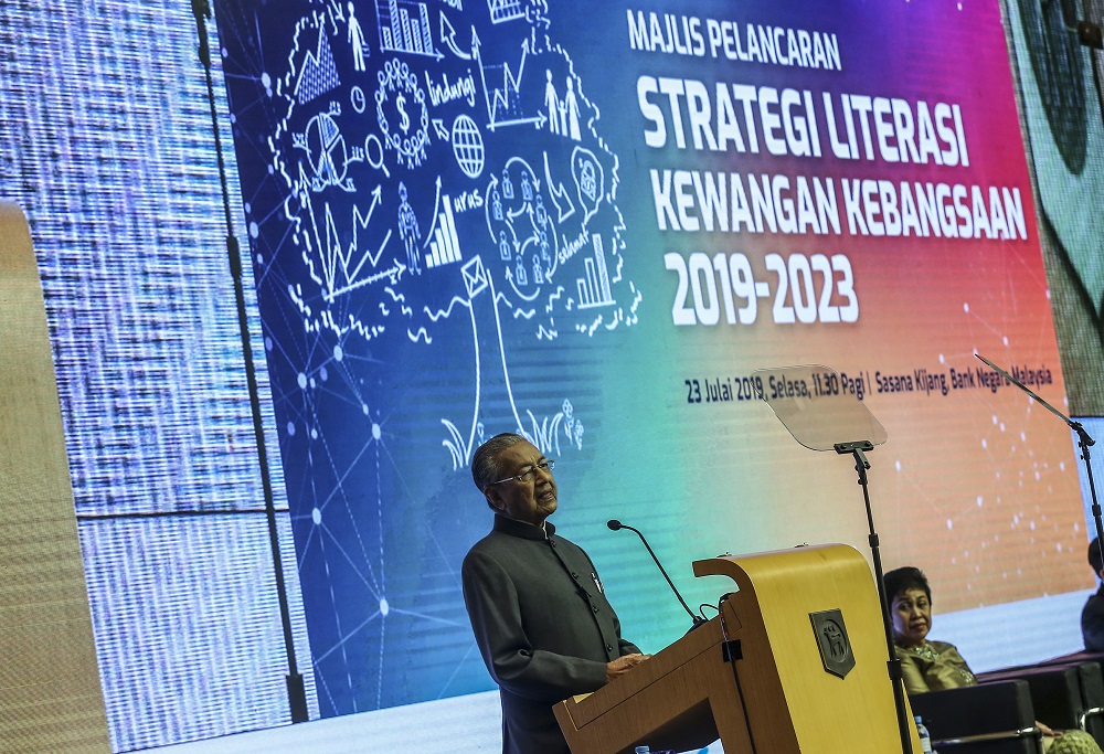 Prime Minister Tun Dr Mahathir Mohamad speaks during the launch of Bank Negara Malaysiau00e2u20acu2122s National Strategy for Financial Literacy 2019-2023 at Sasana Kijang in Kuala Lumpur July 23, 2019. u00e2u20acu201d Picture by Firdaus Latif
