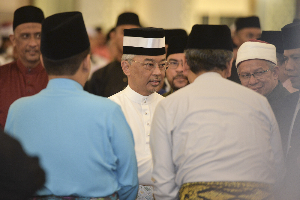Yang di-Pertuan Agong Al-Sultan Abdullah Riu00e2u20acu2122ayatuddin Al-Mustafa Billah Shah arrives for recital of Yasin in conjunction with his installation ceremony at the National Mosque, July 25, 2019. u00e2u20acu201d Picture by Shafwan Zaidon 