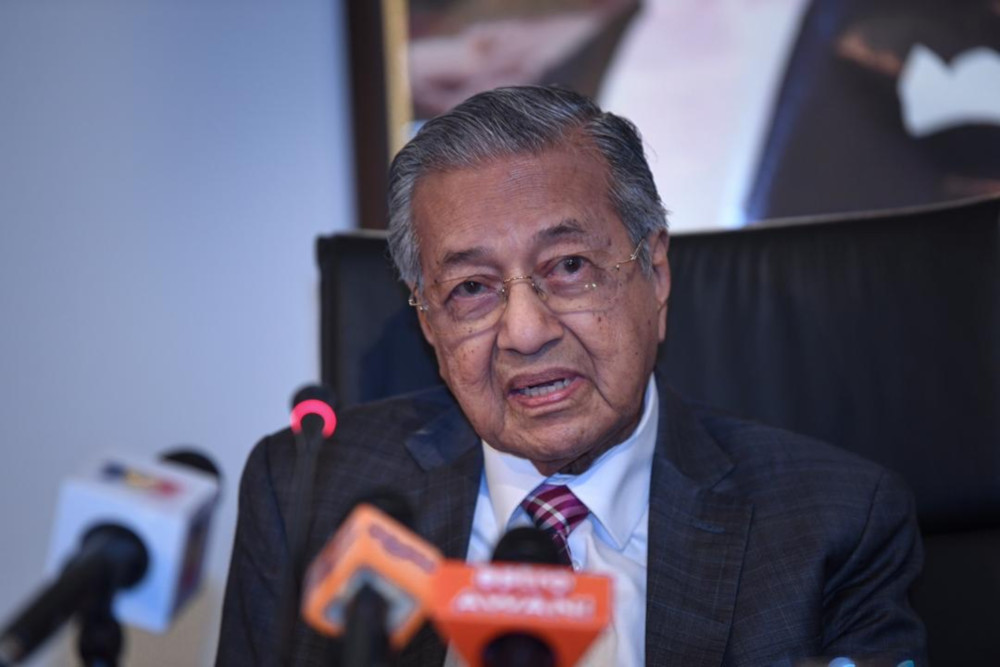 Prime Minister Tun Dr Mahathir Mohamad holds a press conference in Sabiha Gocken Airport Istanbul, July 27, 2019. u00e2u20acu201d Bernama pic 