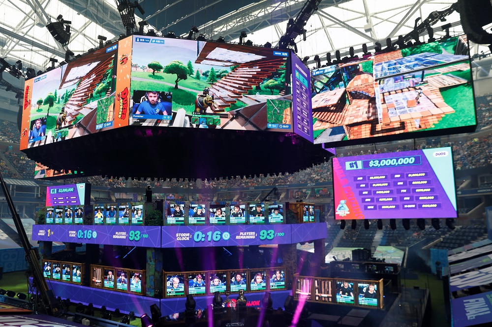 Contestants compete during the u00e2u20acu02dcFortniteu00e2u20acu2122 World Cup Duos Finals at Flushing Meadows Arthur Ashe stadium in the Queens borough of New York July 27, 2019.  u00e2u20acu201d Reuters pic       