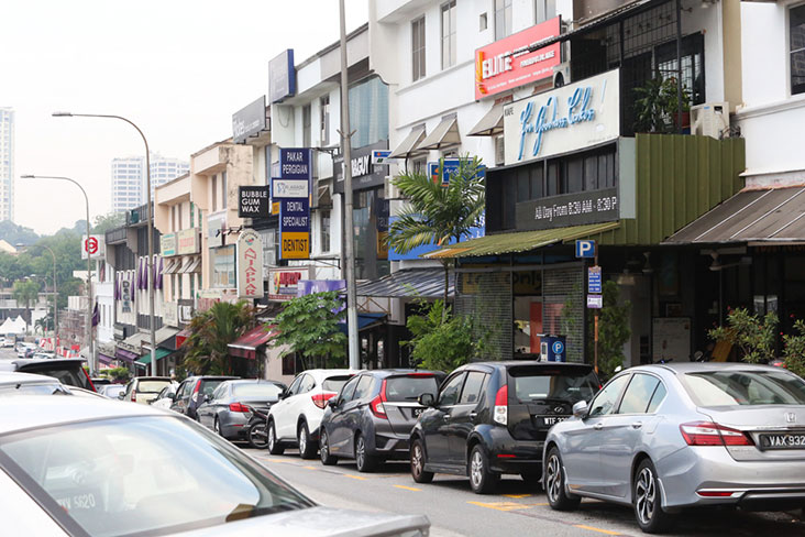 Find them between Maybank and Bank Rakyat in the busy Bangsar area