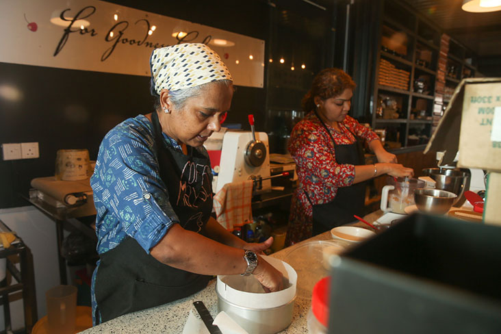 You get to watch the owners bake at the counter