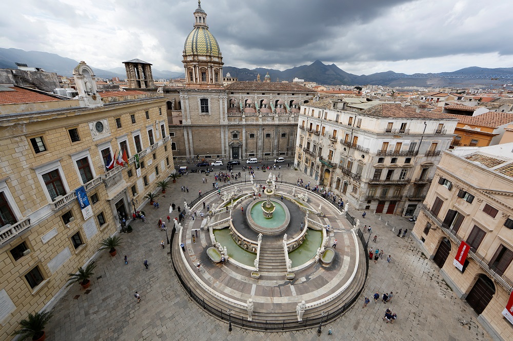A general view of Pretoria fountain in Palermo, Italy September 14, 2018. u00e2u20acu201d Reuters pic       