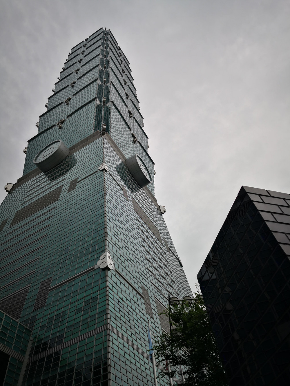 An external view of the Taipei 101 tower. — Picture by Justin Ong