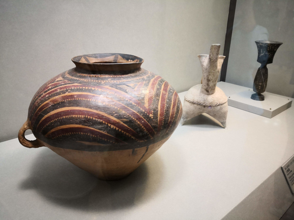 Pottery from 5000 BCE are displayed at Taipei’s National Palace Museum in Taiwan. 