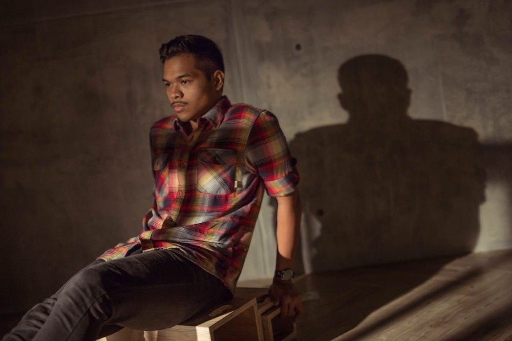 Aizat Amdan thinks of his latest showcase as a tribute to his late father. u00e2u20acu201d Picture courtesy of Warner Music Malaysia