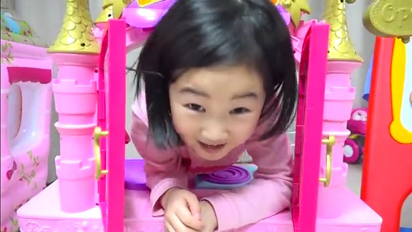 Screenshot of Boram from Boram Food Toys and Princess Kitchen Play Set. u00e2u20acu201d Picture courtesy of Youtuben