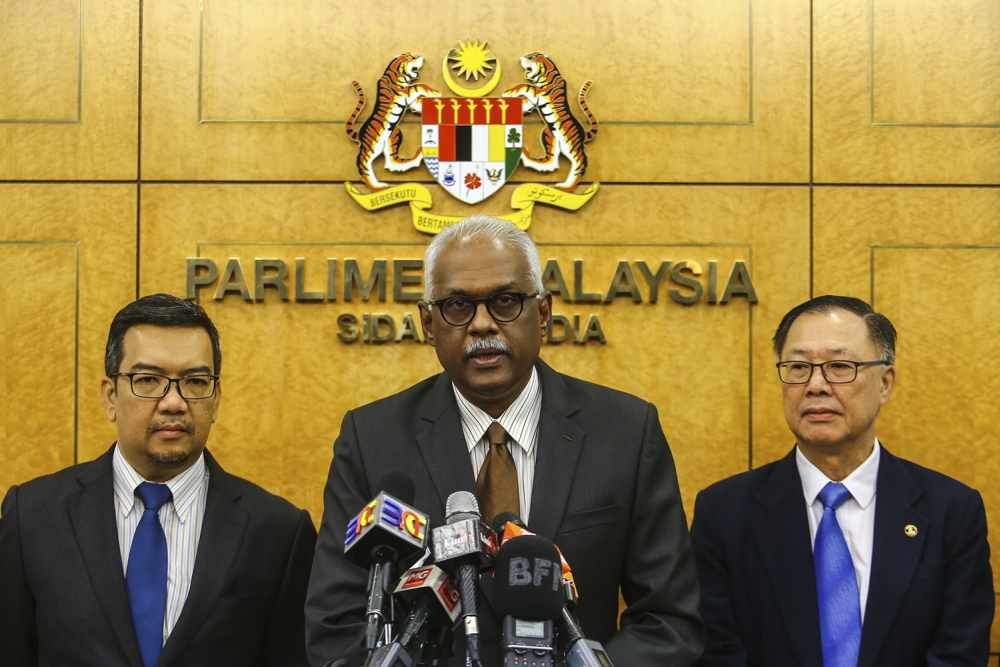 SPAN Chairman Charles Santiago (centre) speaks to reporters during a press conference at Parliament in Kuala Lumpur July 17, 2019. u00e2u20acu2022 Picture by Hari Anggara