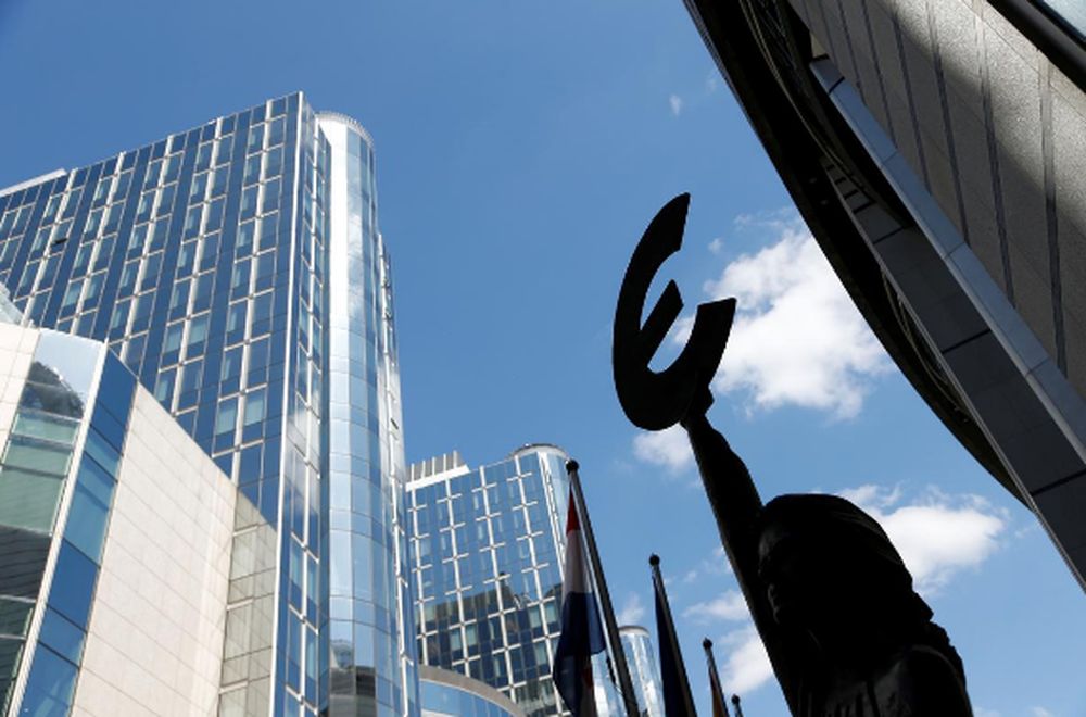 A sculpture of the Euro symbol is pictured in front of the European Parliament in Brussels, Belgium, May 2, 2018. u00e2u20acu201d Reuters pic