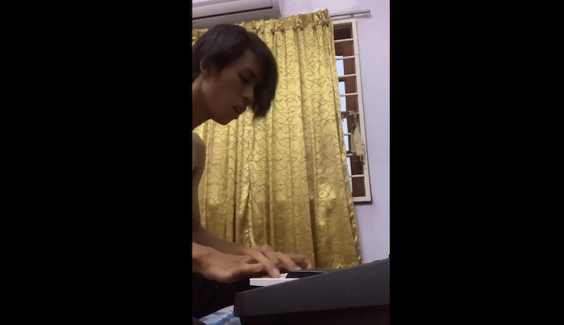 The hilarious nine-second video provided much comic relief for Twitter users. u00e2u20acu201d Screengrab from Twitter/Fikri Nordin