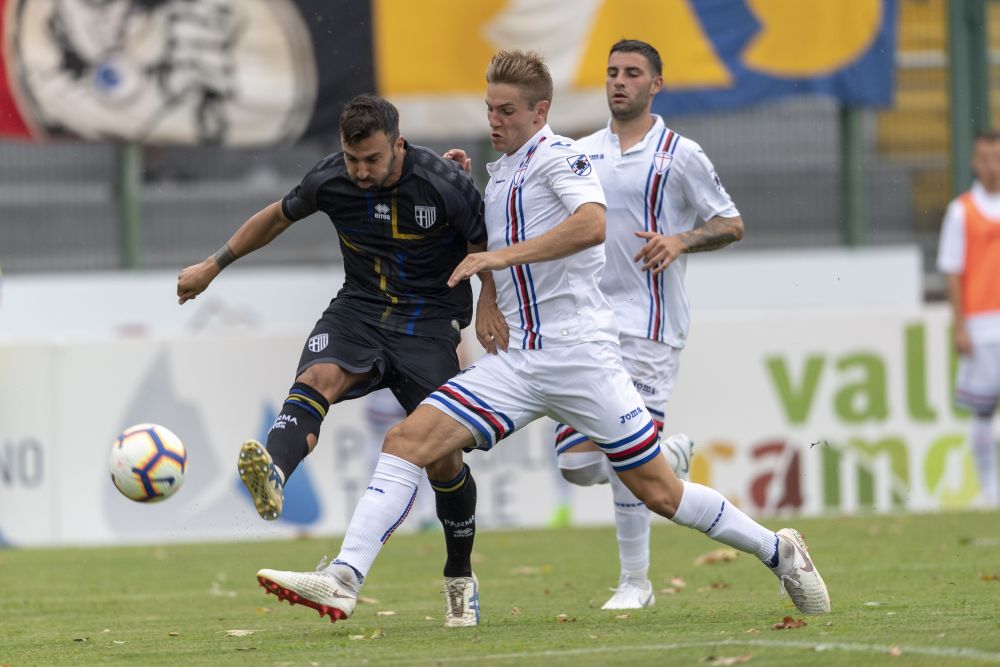 Andersen (centre) becomes Lyonu00e2u20acu2122s fifth major signing of the summer. u00e2u20acu201d Reuters pic