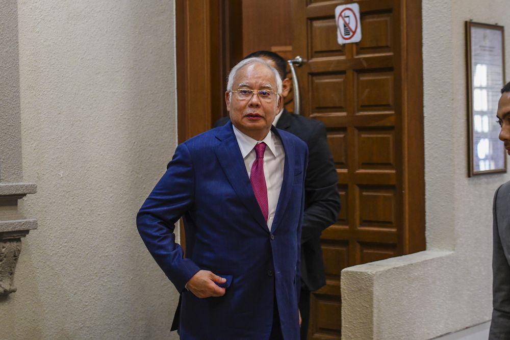 Datuk Seri Najib Razak is pictured at the Kuala Lumpur High Court July 25, 2019. u00e2u20acu201d Picture by Firdaus Latif