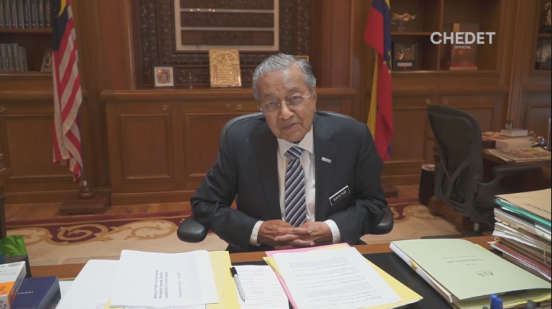Dr Mahathir took time out to thank well-wishers in a short video on Facebook earlier today. u00e2u20acu201d Facebook screengrab
