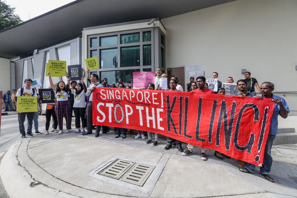 NGO members and the kin of Malaysian death row inmates protest against the death penalty at the Singapore High Commission in Kuala Lumpur July 25, 2019. u00e2u20acu201d Picture by Ahmad Zamzahuri