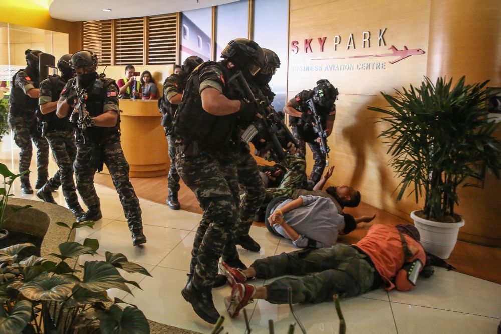 Members of the Royal Malaysian Policeu00e2u20acu2122s special forces are pictured during a drill at the Subang Airport July 25, 2019. u00e2u20acu2022 Picture by Yusof Mat Isa