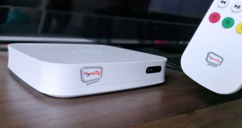 You can downgrade your plan to a 100Mbps Unifi Plan at RM129/month while retaining your Unifi TV access on your set-top-box. u00e2u20acu201d Picture via SoyaCincau