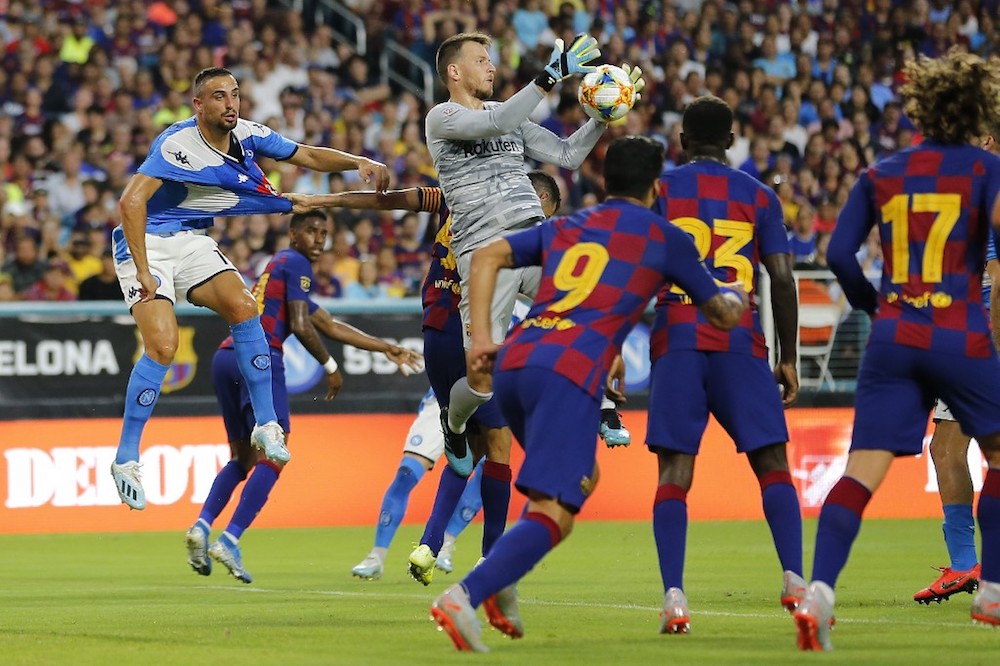 Barcelona goalkeeper Neto makes a save on a corner kick against SSC Napoli during the first half of a pre-season friendly match at Hard Rock Stadium in Miami August 7, 2019. u00e2u20acu201d AFP pic