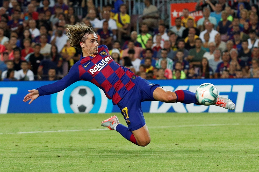 Barcelonau00e2u20acu2122s Antoine Griezmann scores their first goal against Real Betis at Camp Nou in Barcelona August 25, 2019. u00e2u20acu201d Reuters pic