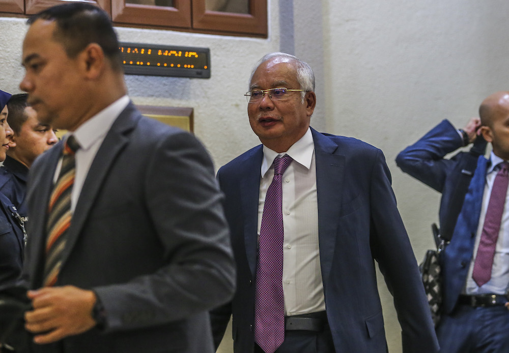 Datuk Seri Najib Razak is pictured at the Kuala Lumpur High Court August 6, 2019. u00e2u20acu201d Picture by Firdaus Latif