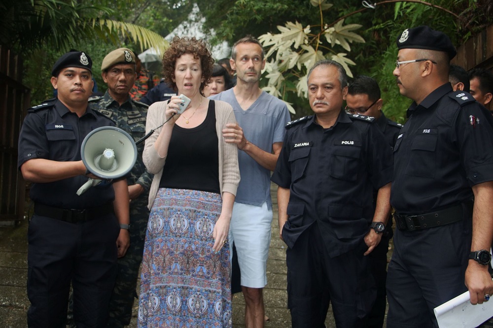 Nora Anneu00e2u20acu2122s parents, Sebastian Quoirin and Meabh Quoirin thanks the search and rescue team near The Dusun August 10, 2019. u00e2u20acu201d Picture courtesy of Malaysian police source