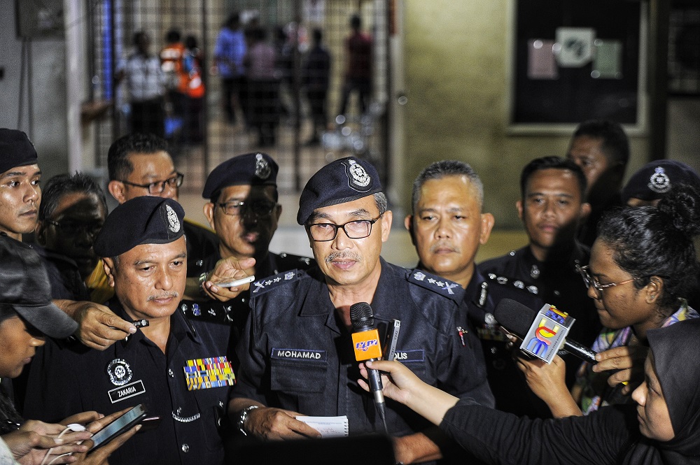 Negeri Sembilan Police Chief Mohamad Mat Yusop addresses the media at the Seremban hospital August 13, 2019. u00e2u20acu201d Picture by Shafwan Zaidon 