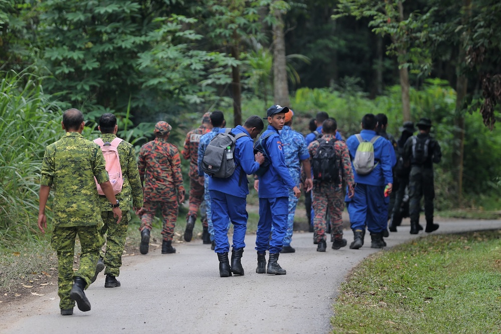 Volunteers are seen at The Dusun in Kampung Baru Pantai, Seremban August 14,2019. — Picture by Ahmad Zamzahuri