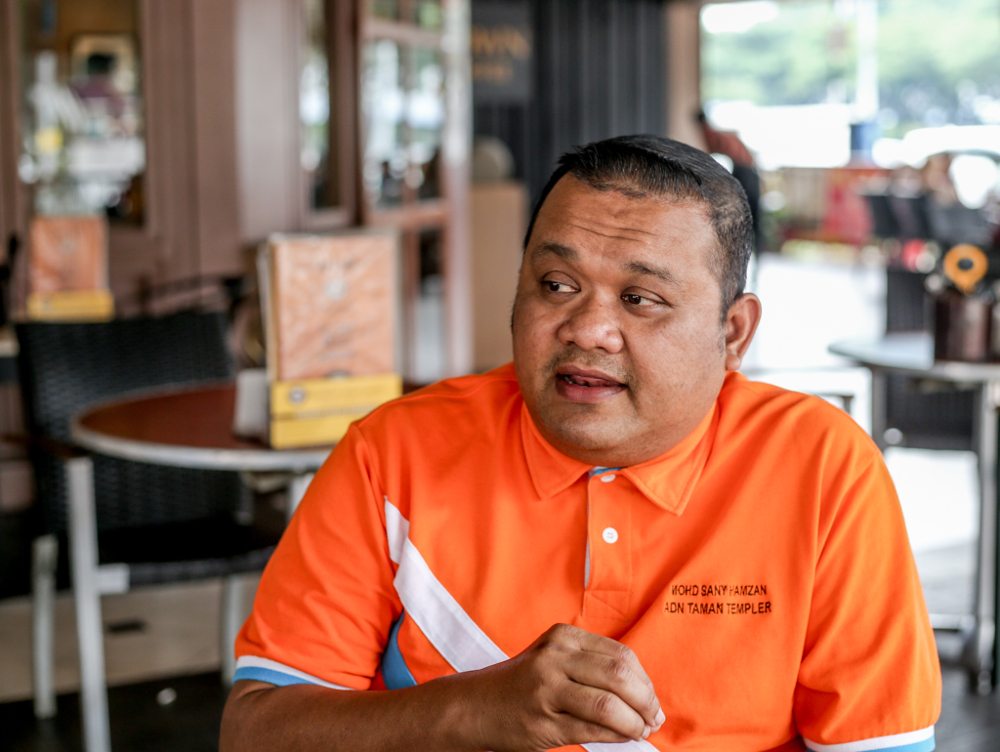 Parti Amanah Negara Youth chief Mohd Sany Hamzan speaks to Malay Mail during an interview in Kuala Lumpur August 24, 2019. — Picture by Firdaus Latif