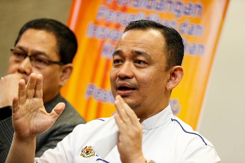 Education Minister Maszlee Malik speaks during a press conference at the National Educational Research and Innovation Conference in Gelugor August 27, 2019. u00e2u20acu201d Picture by Sayuti Zainudin