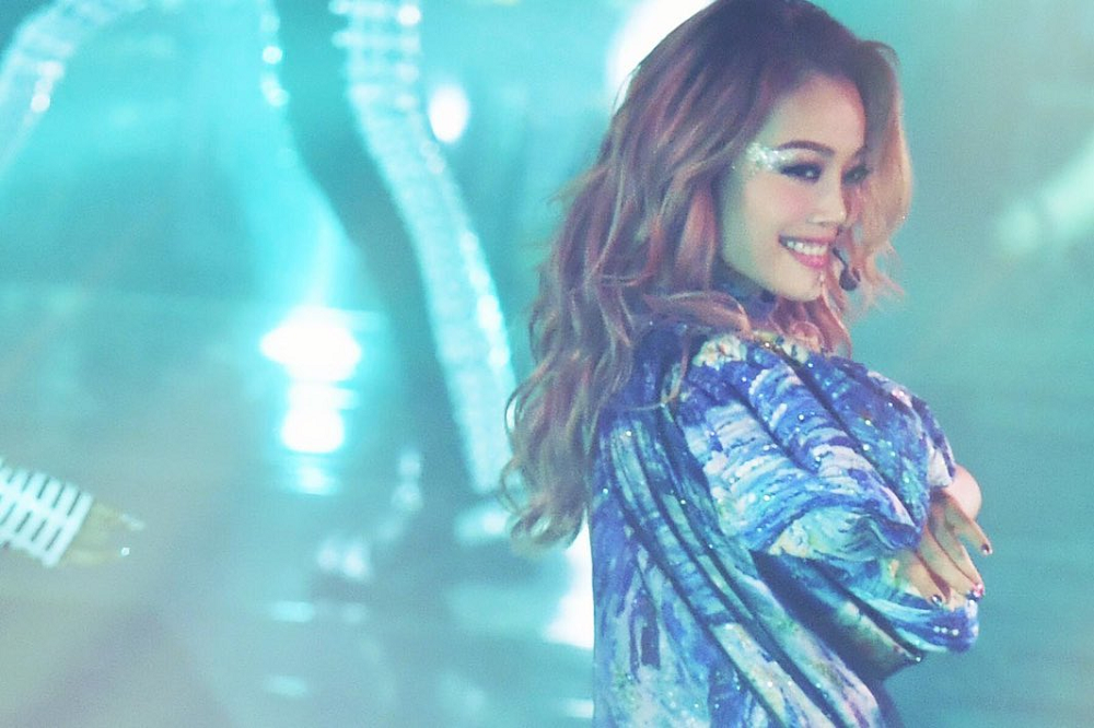 Hong Kong singer Joey Yung, romantically linked to a married man has quickly rumours. u00e2u20acu201d Picture via Instagram/ yungchoyee