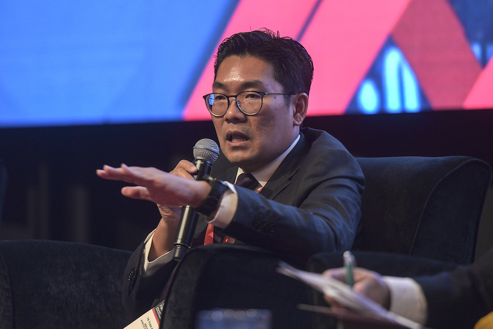 Deputy Agriculture and Agro-based Industry Minister Sim Tze Tzin speaks during the National Economic Forum 2019 in Kuala Lumpur August 29, 2019. u00e2u20acu201d Picture by Shafwan Zaidon