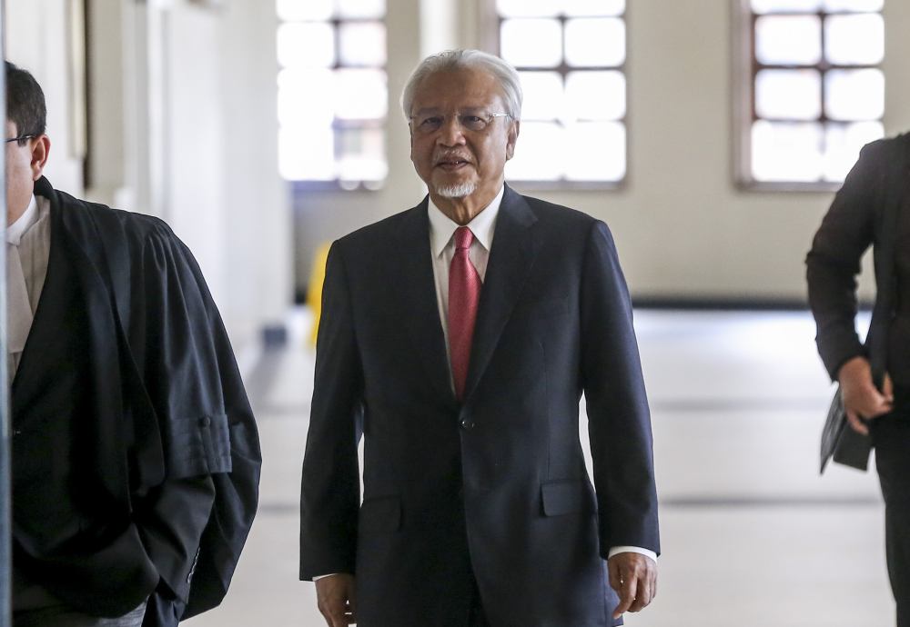 Former finance minister II Datuk Seri Ahmad Husni Hanadzlah is pictured at the Kuala Lumpur High Court August 6, 2019. — Picture by Firdaus Latif