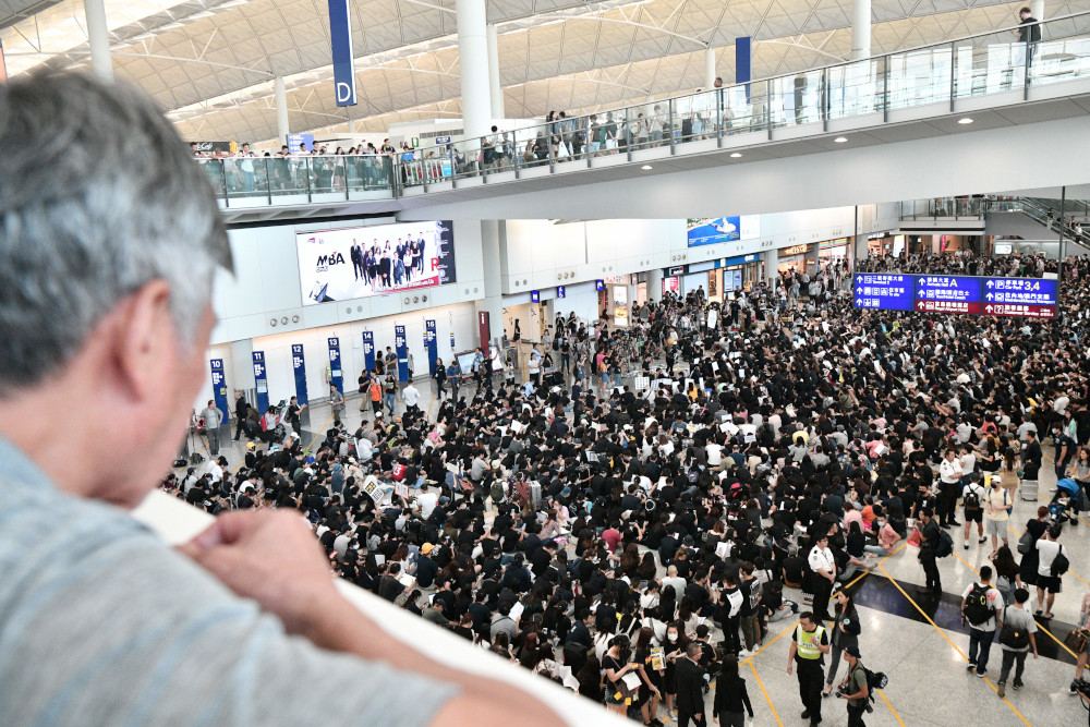 Protesters rally against a controversial extradition bill at Hong Kongu00e2u20acu2122s international airport August 9, 2019. u00e2u20acu201d AFP picnn